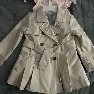 Tahari three piece set